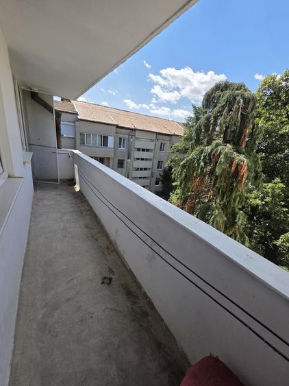Apartament cu 2 camere decomandat în Decebal