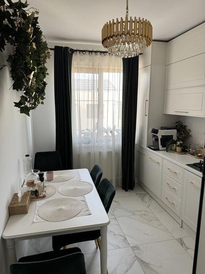 Apartament cu 3 camere în Central