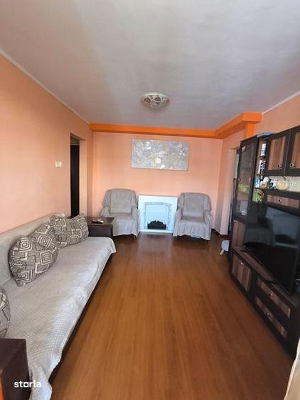 Apartament cu 2 camere semidecomandat în Viziru 3