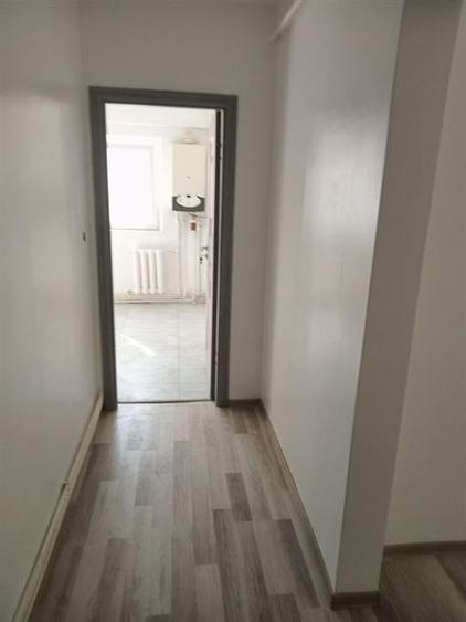 Apartament cu 2 camere decomandat în Mircea cel Bătrân