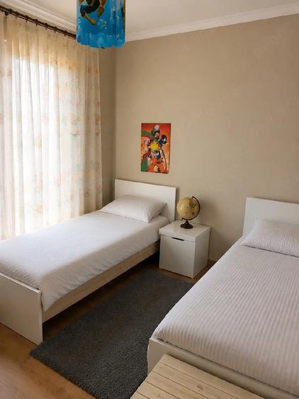 Apartament cu 3 camere decomandat în Giroc