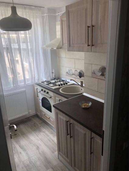 Apartament cu 3 camere decomandat în Ultracentral
