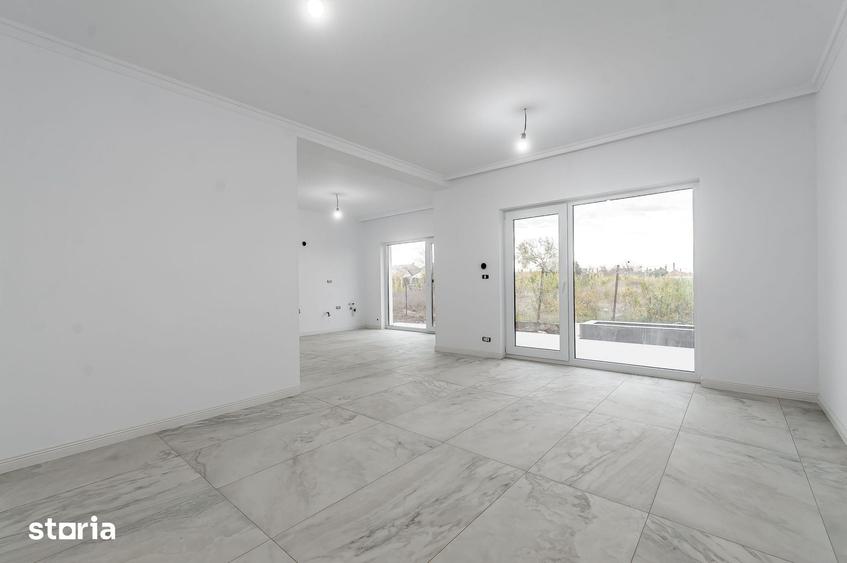 Casă cu 5 camere cu Teren 222 Mp în Gai