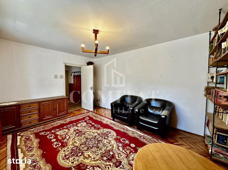 Apartament cu 3 camere decomandat în Andrei Mureșanu