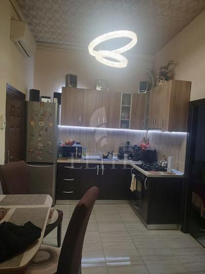 Apartament cu 2 camere semidecomandat, mobilat în Central