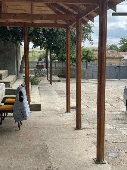 Casă cu 5 camere cu Teren 4800 Mp în Ceamurlia de Sus