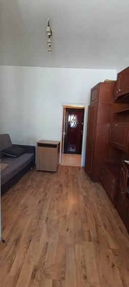 Garsonieră în CET