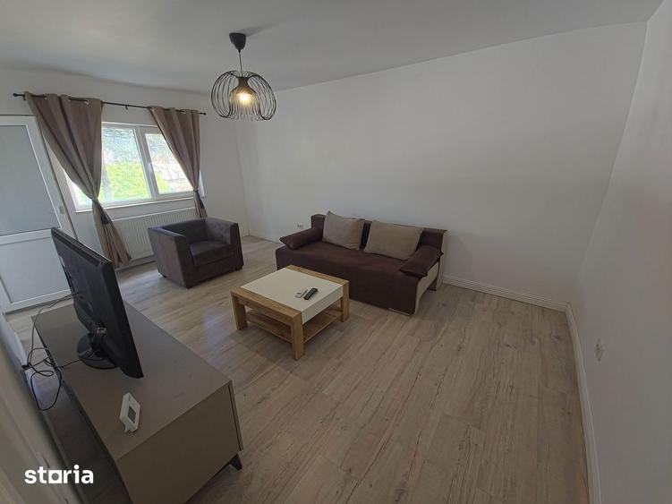 Apartament cu 2 camere decomandat, mobilat în Delfinariu