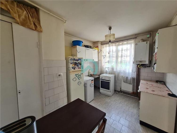 Apartament cu 3 camere circular în Astra