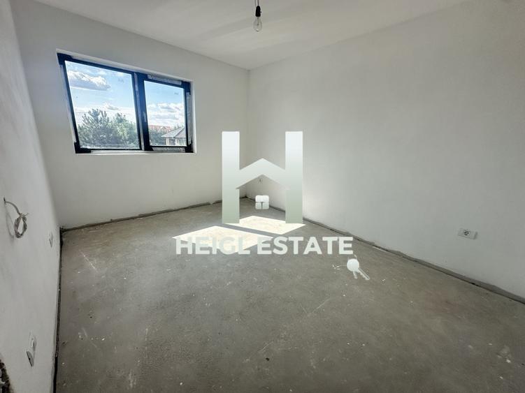 Duplex cu 4 camere cu Canalizare în Bucovăț (Remetea Mare)