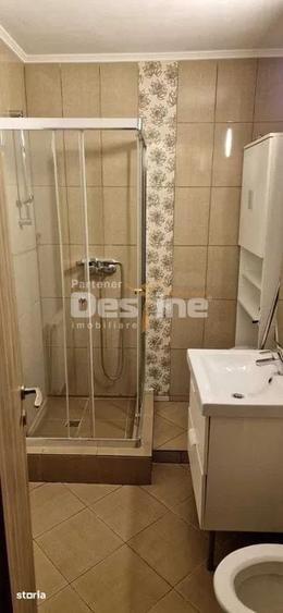 Apartament cu 2 camere decomandat la etaj intermediar, situat in carti - 1