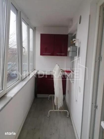 Apartament cu 2 camere decomandat în Berceni