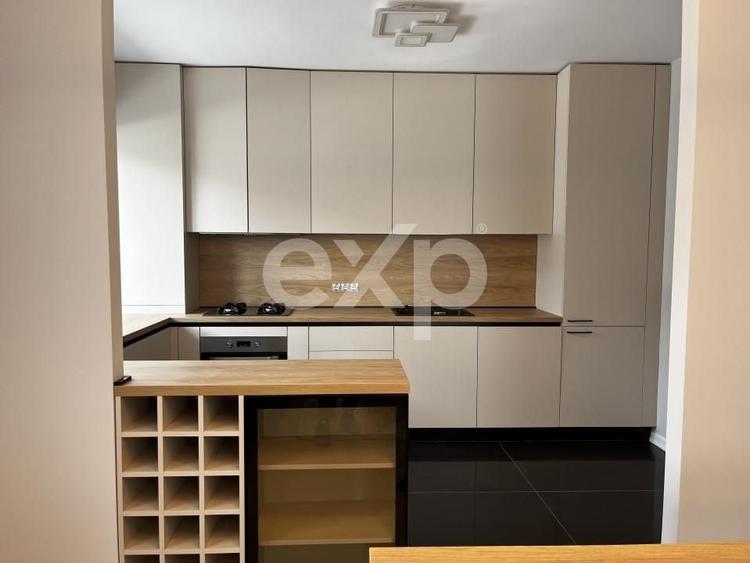 Casă individuală cu 3 camere cu Teren 360 Mp în Crevedia