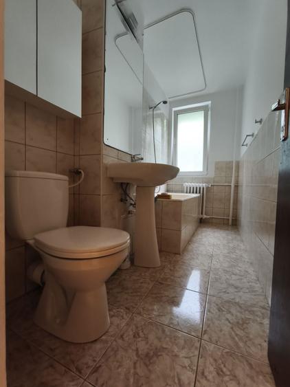 Garsonieră decomandată în Politehnica