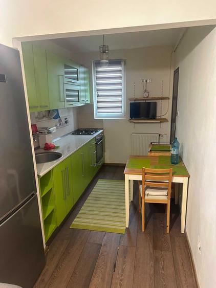 Apartament cu 2 camere semidecomandat în Dristor