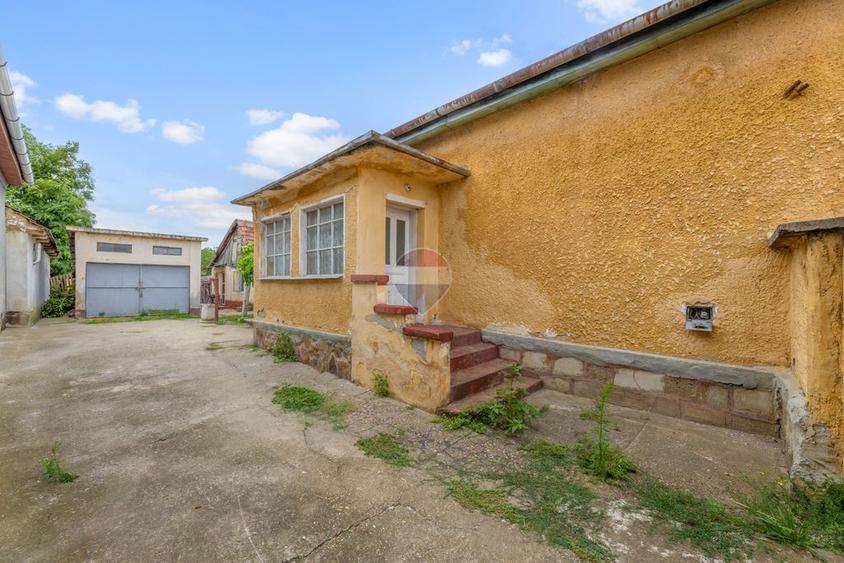 Casa de vanzare in zona Gai cu teren de 1.480 mp - 10