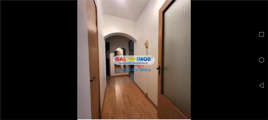 Apartament cu 4 camere decomandat în Nicolae Grigorescu