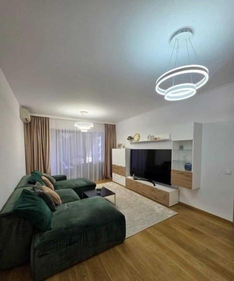 Apartament cu 3 camere decomandat, mobilat în Pipera