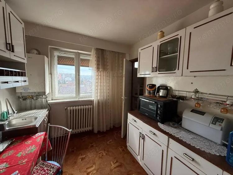 Apartament cu 2 camere decomandat în Bălcescu