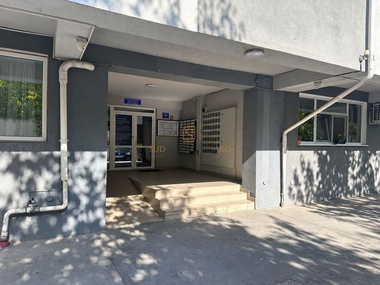 Apartament cu 2 camere decomandat, mobilat în Sud