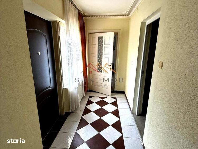 Casă cu 4 camere în Central