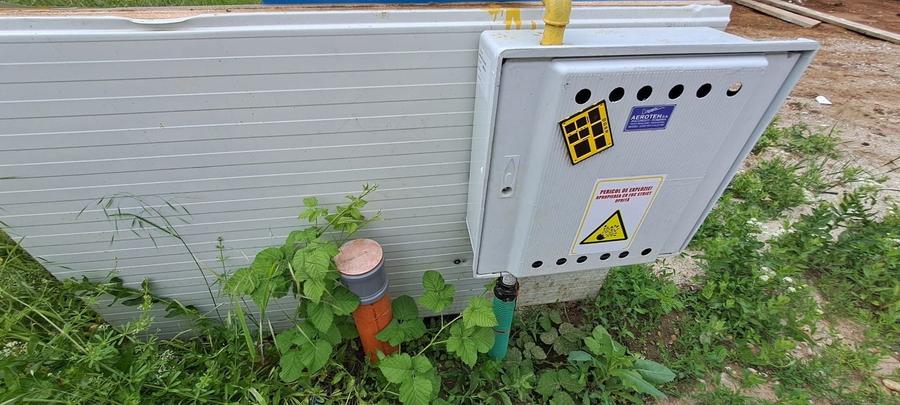 Casă individuală cu 4 camere cu Canalizare în Dragomirești-Deal