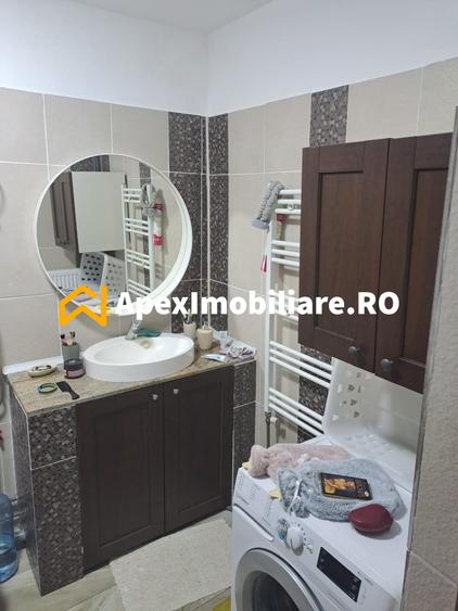 Casă individuală cu 4 camere cu Canalizare în Doamna Ghica