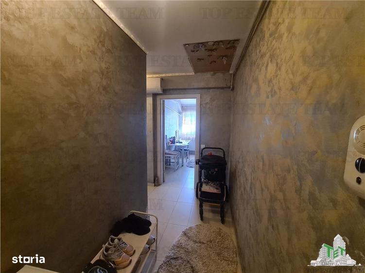 Apartament cu 2 camere decomandat, mobilat în Central