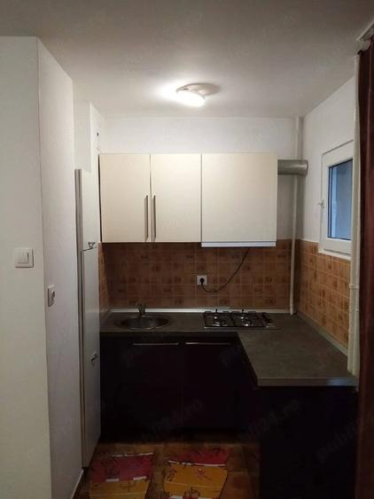 Garsonieră decomandată în Central