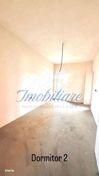 Apartament cu 4 camere decomandat în Florești