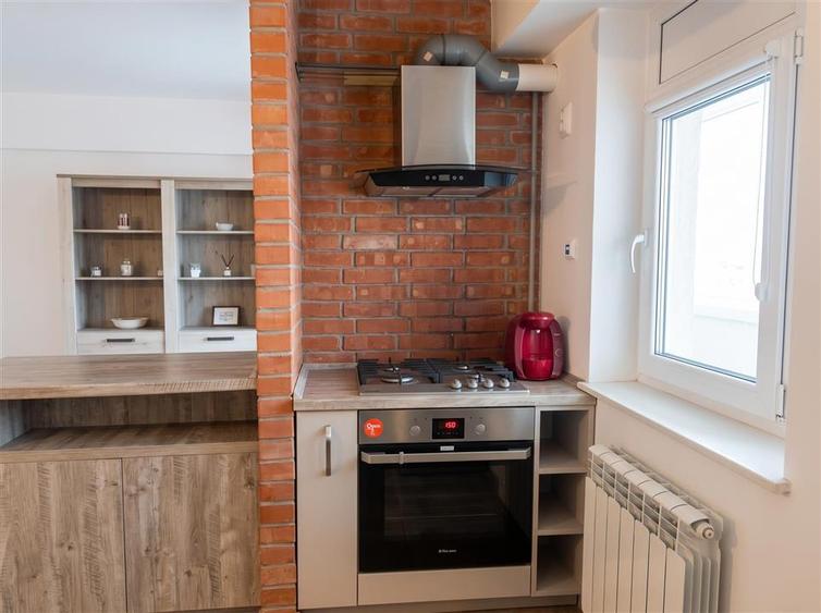 Apartament cu 2 camere decomandat, mobilat în Burdujeni