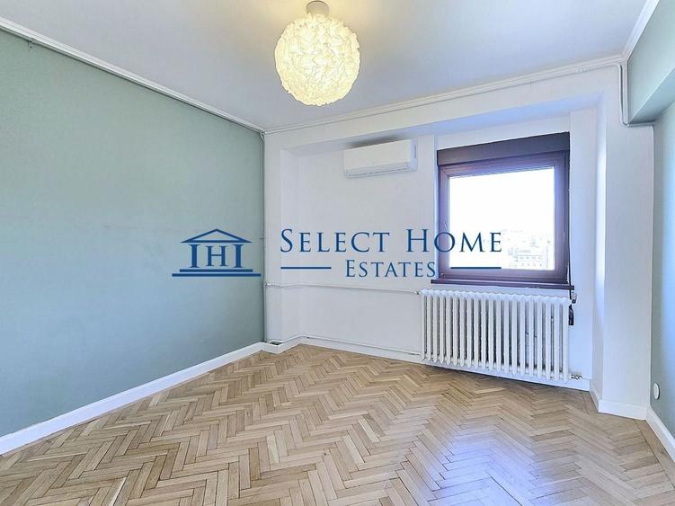 Apartament cu 5 camere decomandat în Unirii