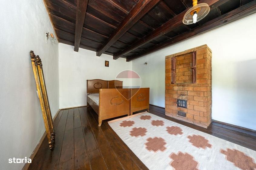 Casă cu 3 camere cu Teren 1646 Mp în Bicfalău