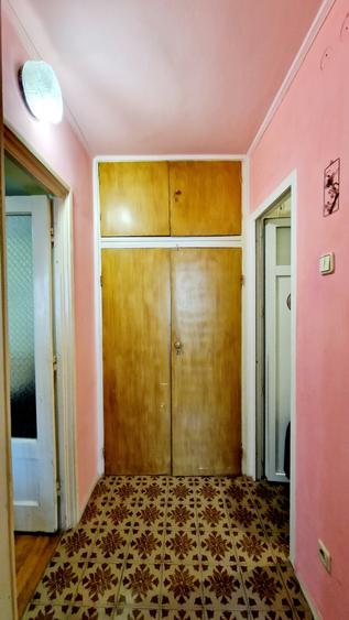 Apartament cu 2 camere semidecomandat, mobilat în P-ța Muncii