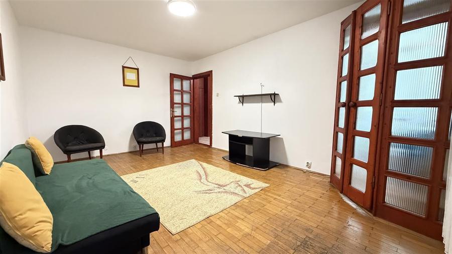 Apartament cu 2 camere decomandat în Iosia
