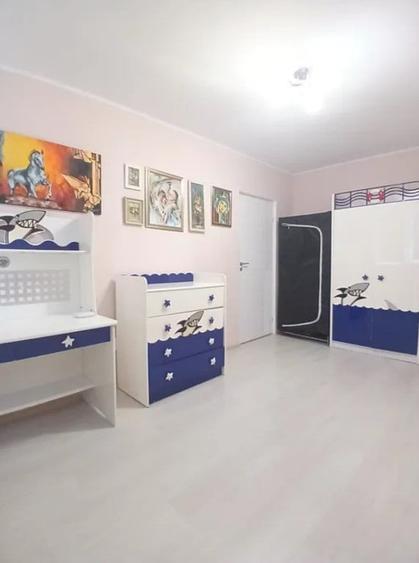 Apartament semidecomandat, etaj 3/4, renovat, zona Florilor! - 3