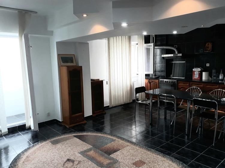 Apartament decomandat în Muncii