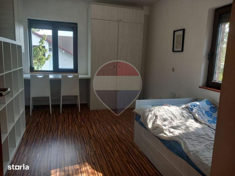 Apartament cu 3 camere în Nojorid