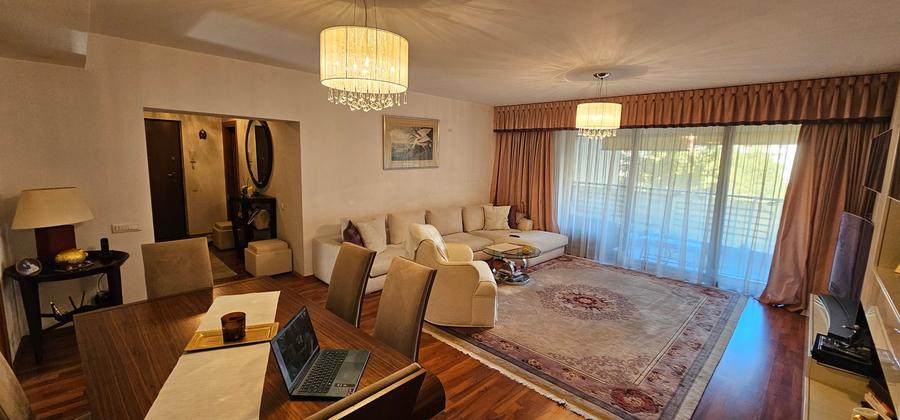 Apartament cu 4 camere semidecomandat în Barbu Văcărescu