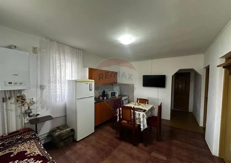Casă cu 3 camere cu Teren 800 Mp în Satulung