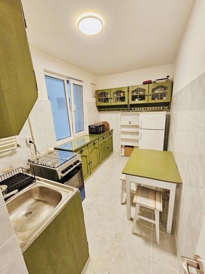 Apartament cu 2 camere decomandat în Cantemir