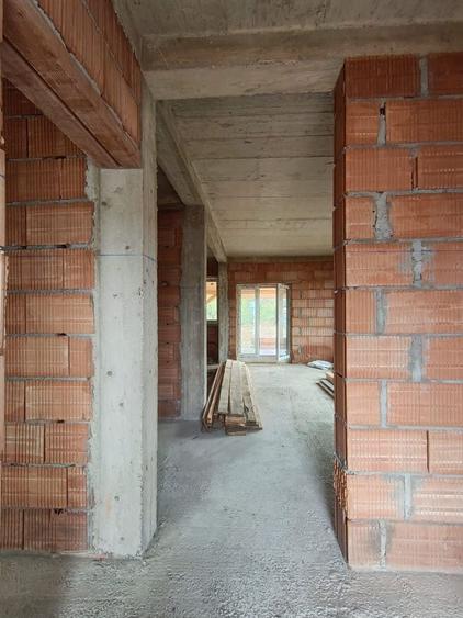 Duplex cu 4 camere cu Canalizare în Giarmata-Vii