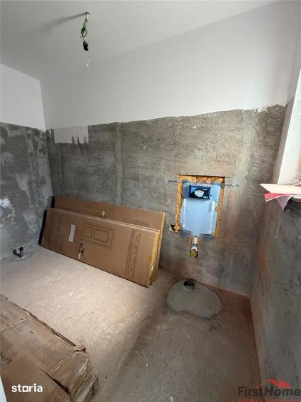 Casă cu 5 camere cu Teren 674 Mp în Vânători