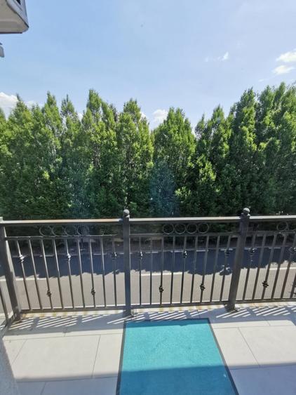 Apartament cu 3 camere decomandat în Dumbrăvița
