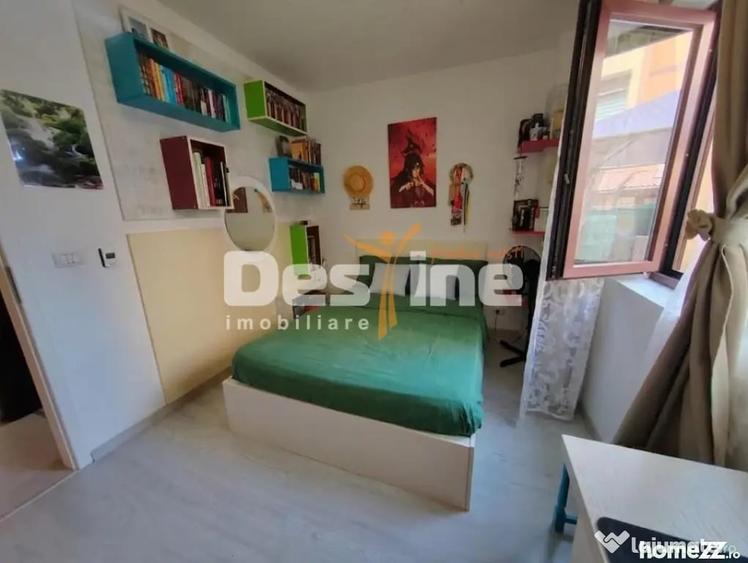 Apartament cu 3 camere decomandat în Valea Adâncă