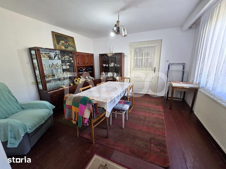Casă cu 7 camere cu Teren 432 Mp în Reșița