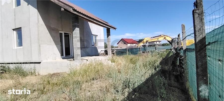 Casă cu 5 camere cu Teren 357 Mp în Dragoș Vodă