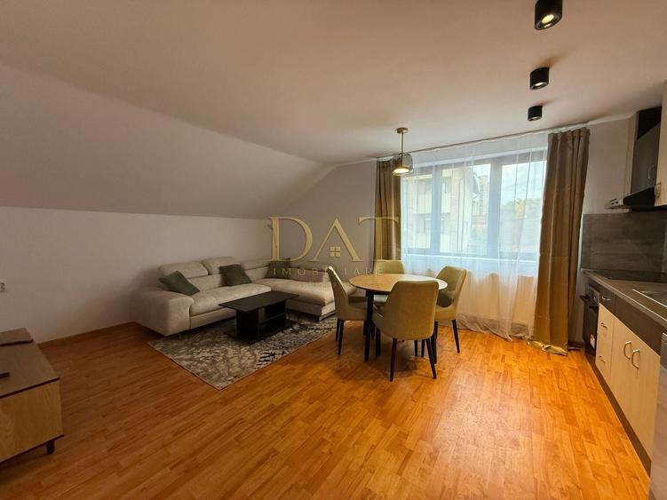 Apartament cu 2 camere decomandat, mobilat în Europa