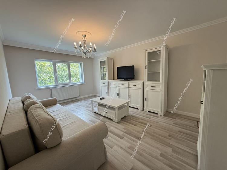 Apartament cu 2 camere decomandat, mobilat în Aradului