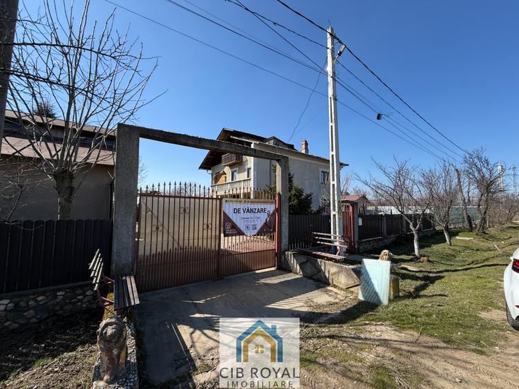 Casă individuală cu 6 camere cu Garaj în Corbii Mari